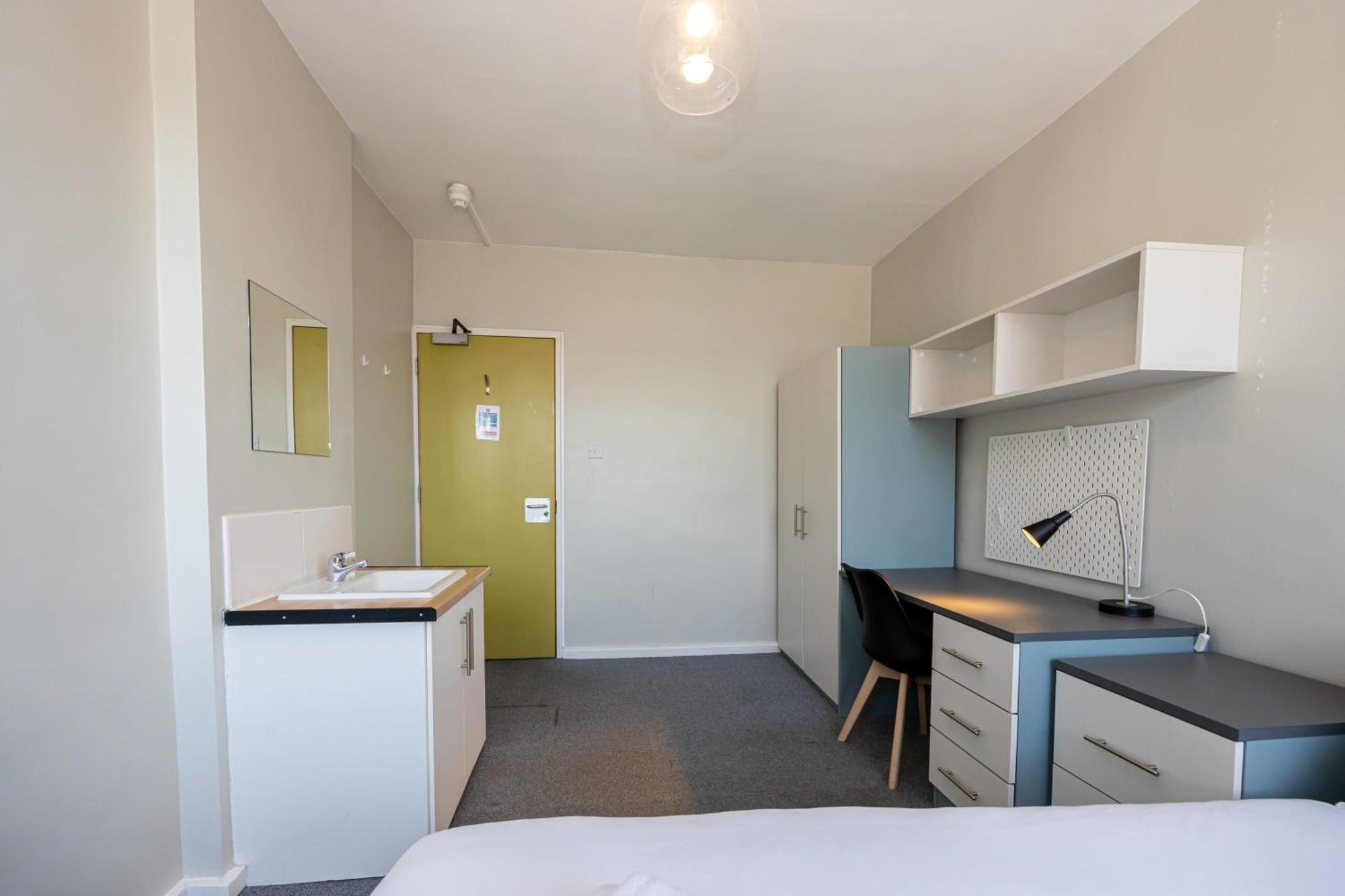 Spacious Room With Shared Facilities Londres Exterior foto